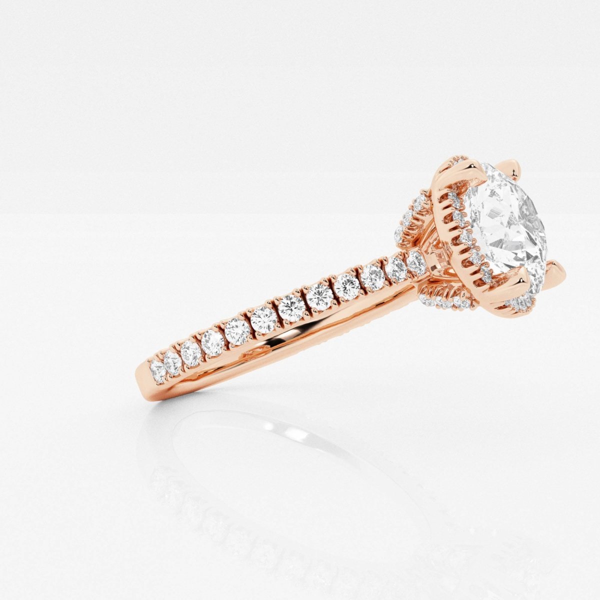 Pear-Shaped Twisted Split Pavé
